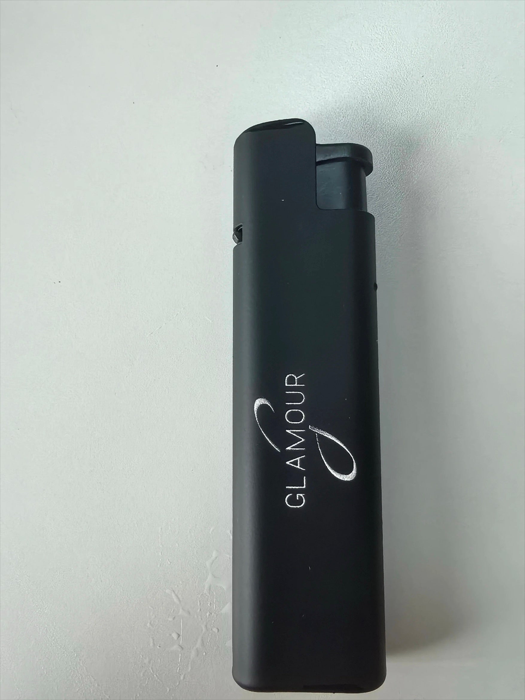 Glamour Lighter’s